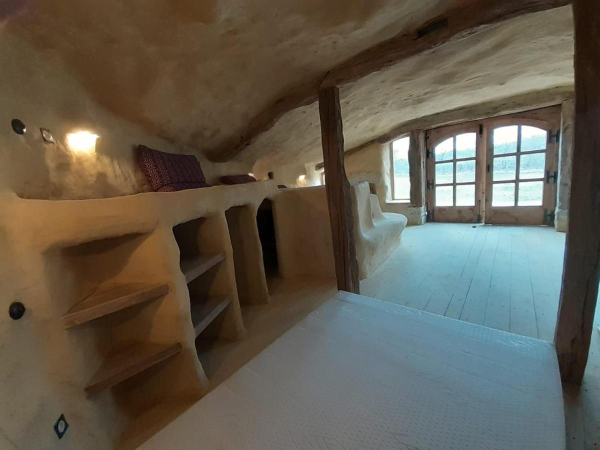 Maison Terre Les Cabanes De Fallot - Sauna Bain-Froid Piscine Naturelle L'isle-Bouzon Екстер'єр фото
